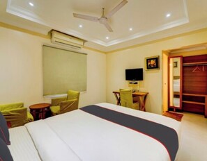 Deluxe Room | Free WiFi - RG Suites Ashok Nagar (Chennai)