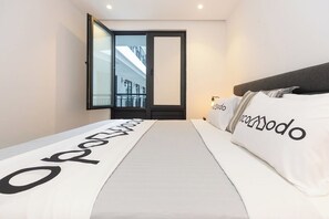 1 Schlafzimmer, Schreibtisch, Reisekinderbett, kostenloses WLAN