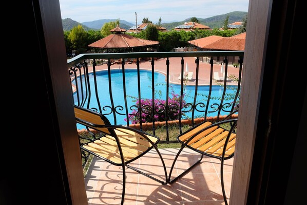 Double or Twin Room, Balcony, Mountain View | Balcony