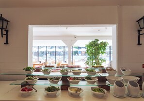 Food court