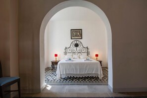 7 Schlafzimmer, Bügeleisen/Bügelbrett, Internetzugang, Bettwäsche