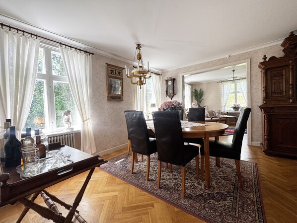 Dining - Charming and spacious villa near Lidköping |SE08085 (Lidköping)