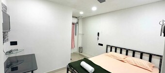 มามา ลอดจิง แอนด์ บอร์ดดิง