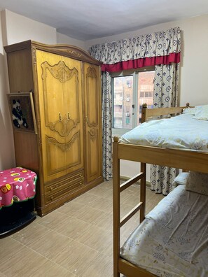 2 bedrooms, internet