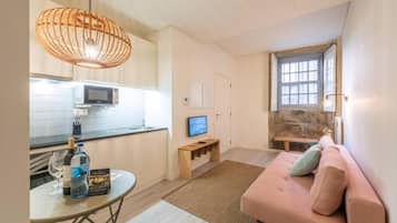 Apartment (GuestReady - Genuine Oporto Apts) | Fireplace