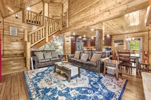 Televisión, chimenea, videojuegos y reproductor de DVD 