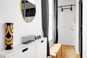 City Apartment, 1 Double Bed with Sofa bed, Non Smoking | Living area