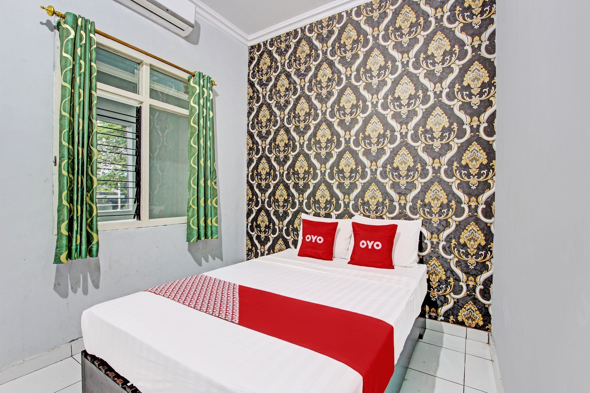 Standard Double Room | Free WiFi, bed sheets