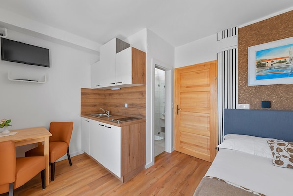 1 habitación, wifi gratis y ropa de cama