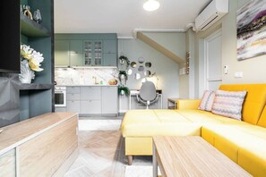 2 bedrooms, iron/ironing board, travel crib, WiFi