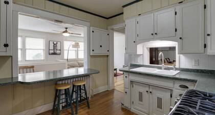 Beautiful Home Blocks from Historic Downtown