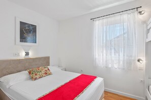 1 habitación, wifi gratis y ropa de cama