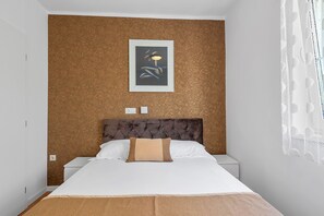 2 habitaciones, wifi gratis y ropa de cama