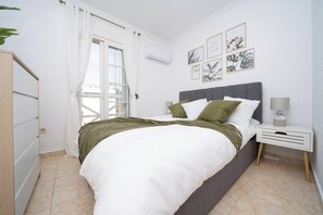 2 Schlafzimmer, Bügeleisen/Bügelbrett, Reisekinderbett, WLAN
