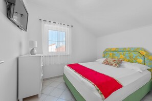 1 habitación, wifi gratis y ropa de cama