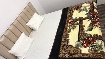 Standard Room | Rollaway beds, free WiFi, bed sheets