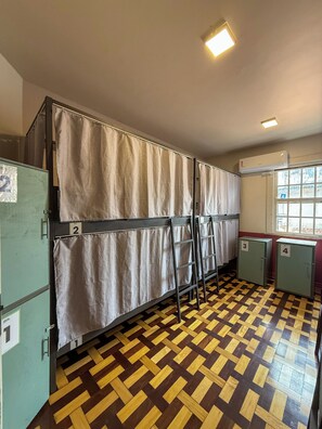 Superior Shared Dormitory | Room amenity - Local Hostel Belém (Belem)