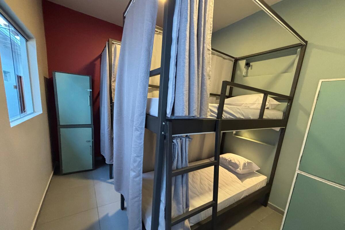 Basic Shared Dormitory | Iron/ironing board, free WiFi