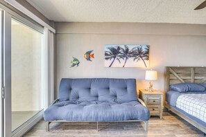 Apartment (0 Bedroom) | Interior