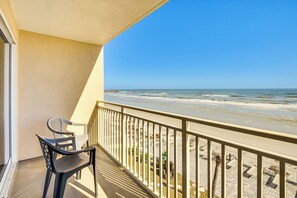 Apartment (0 Bedroom) | Interior