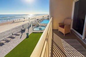 Apartment (0 Bedroom) | Interior - Oceanfront Gem - Walk to Daytona Beach Pier! (Daytona Beach)