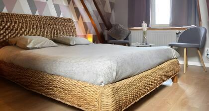 Chambres d'hÎtes 'à La Ferme 2 Pers' avec terrasse partagée et Wi-Fi