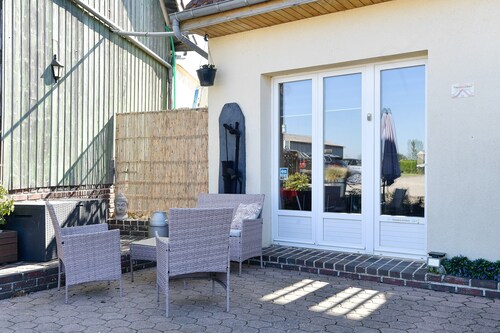 Bed and Breakfast 'À La Ferme' with Shared Terrace and Wi-Fi