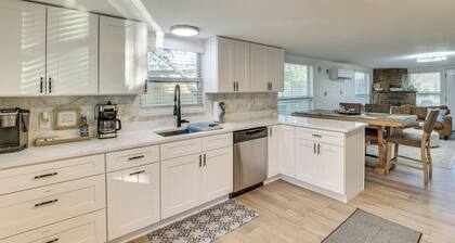 3 Mi to Apollo Beach Preserve: Family Retreat!