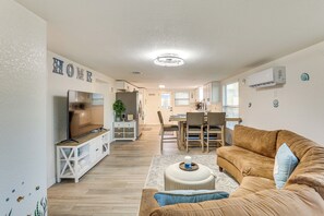 House (4 Bedrooms) | Interior - 3 Mi to Apollo Beach Preserve: Family Retreat! (Apollo Beach)