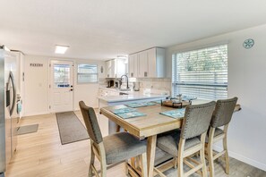 House (4 Bedrooms) | Interior - 3 Mi to Apollo Beach Preserve: Family Retreat! (Apollo Beach)
