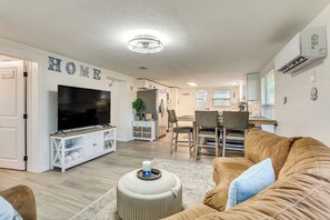 House (4 Bedrooms) | Interior - 3 Mi to Apollo Beach Preserve: Family Retreat! (Apollo Beach)