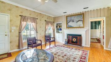 Rumah (5 Bedrooms) | Interior