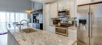 Boat & Fish: Gem w/ Water Views on Lake Livingston