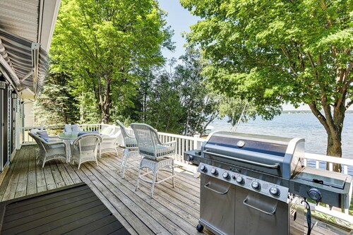 8 Mi to State Park: Waterfront Home on Duck Lake