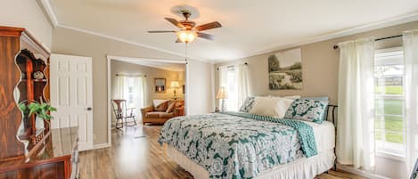 House (4 Bedrooms) | Interior