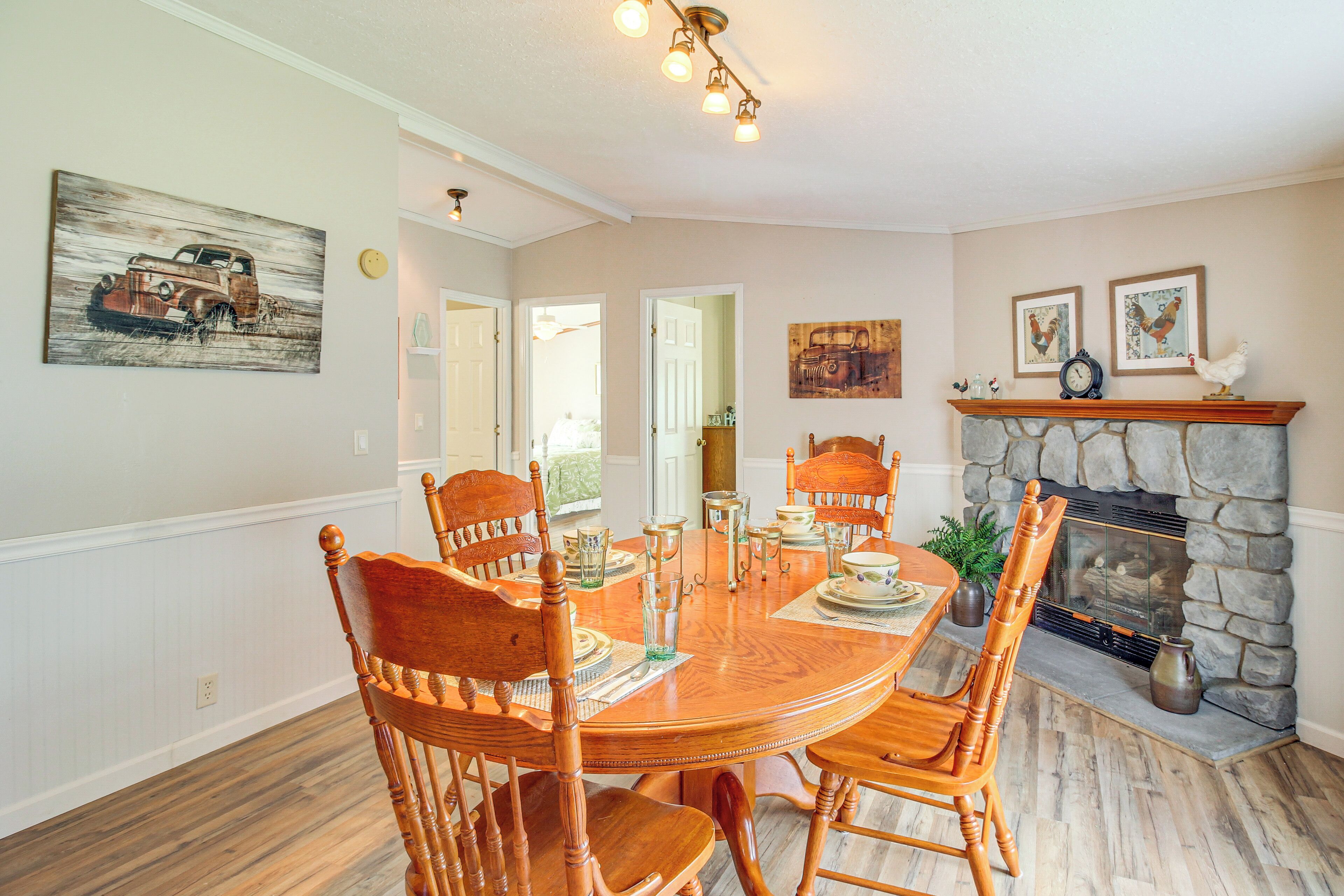 House (4 Bedrooms) | Interior