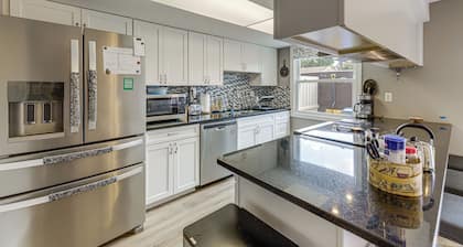 Townhome 10 Mi to Wpafb & Dayton!