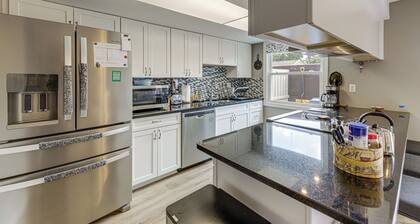 Townhome 10 Mi to Wpafb & Dayton!