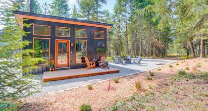 8 Mi to Farragut State Park: Wooded Cabin Escape!