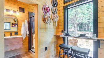 Apartment (0 Bedroom) | Interior