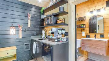 Apartment (0 Bedroom) | Bahagian dalam