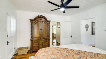 Rumah (5 Bedrooms) | Interior