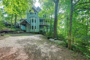 Rumah (6 Bedrooms) | Interior