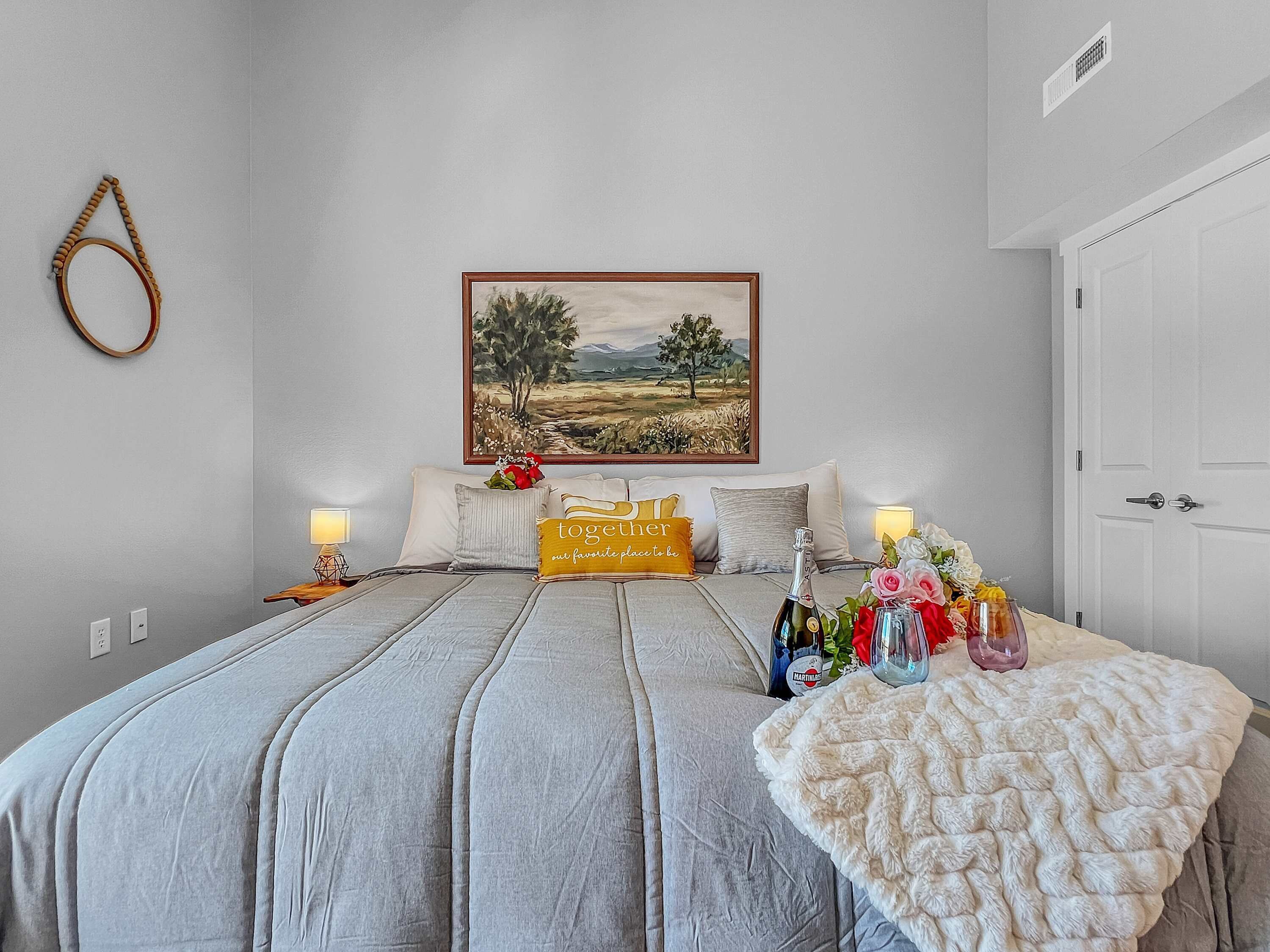 1 多间卧室、办公桌、熨斗/熨衣板、WiFi