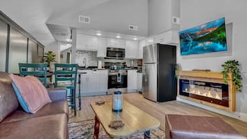 TV, fireplace, offices