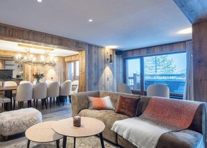 TV, fireplace, stereo, offices