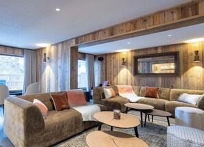 TV, fireplace, stereo, offices - Gelinotte 401 SIGNATURE Suite by HILO Collection (Val-d'Isère)
