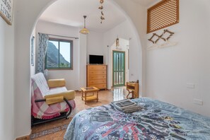 1 室のベッドルーム、WiFi、ベッドシーツ
