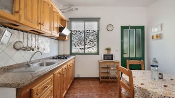 雪櫃、微波爐、爐具、咖啡機/沖茶器