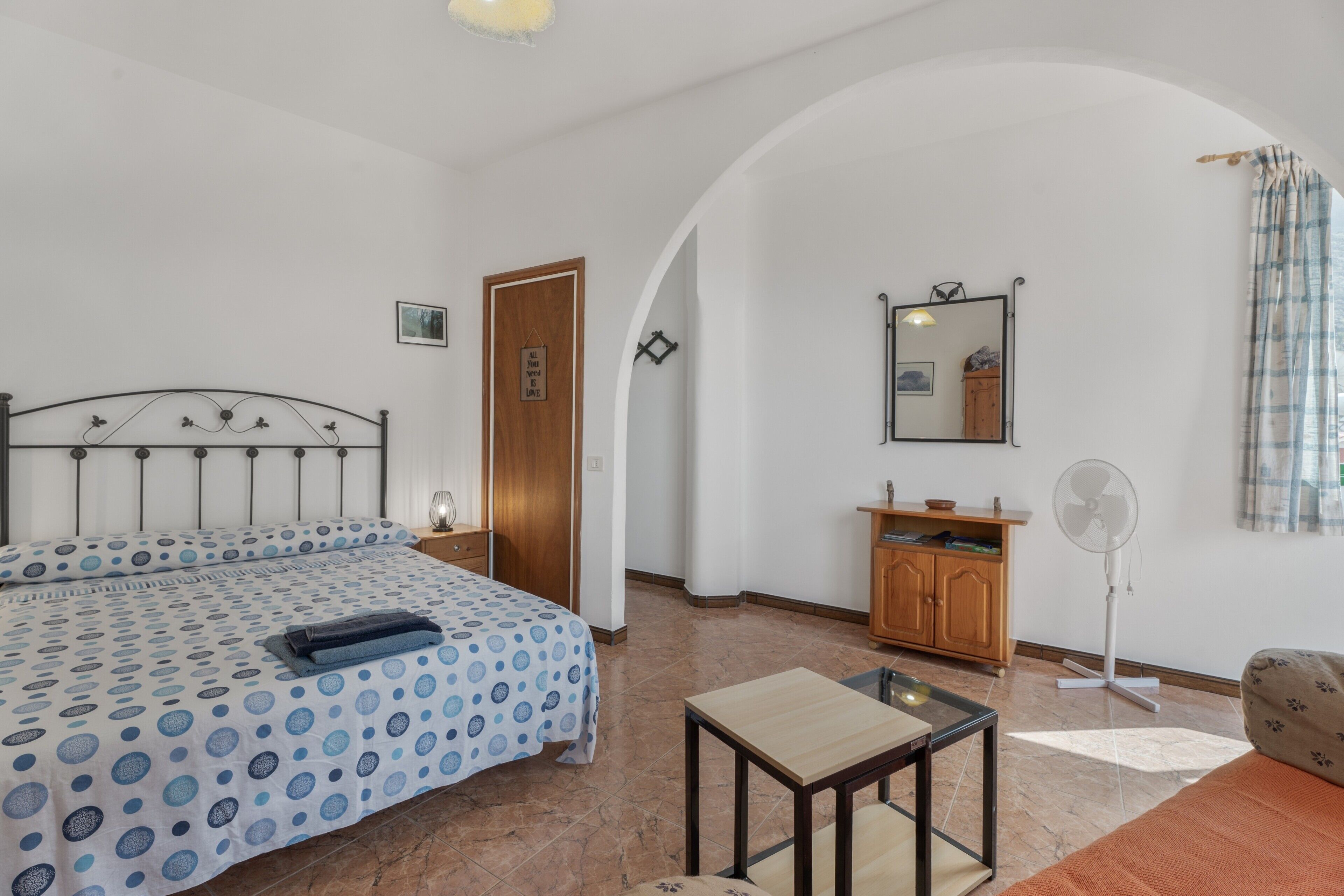 1 bedroom, WiFi, bed sheets